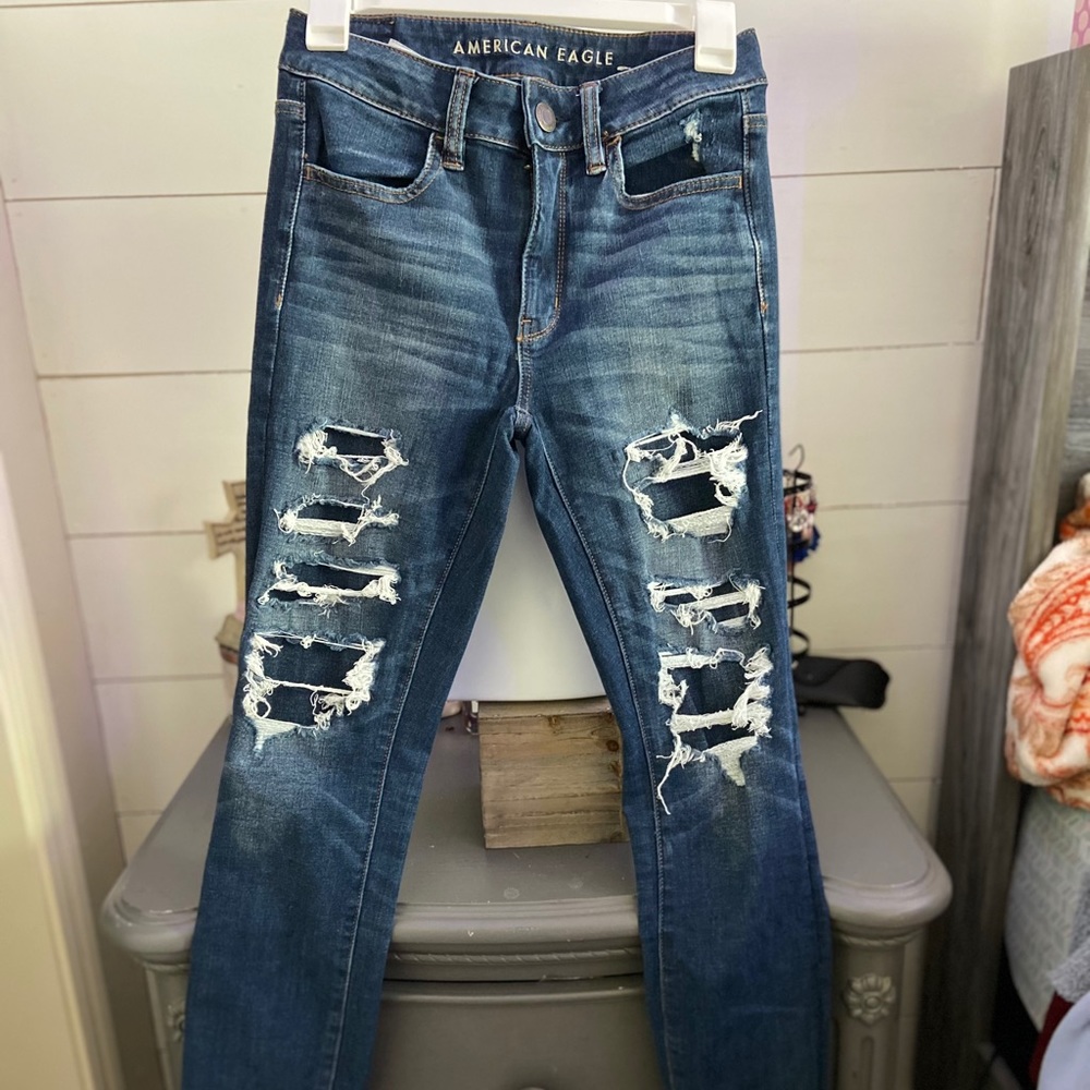 American eagle ripped jeans